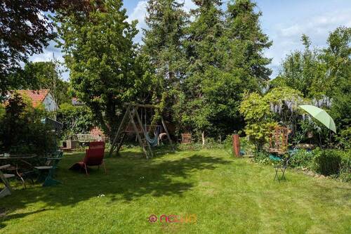 Blick in den großen Garten_4 - Doppelhaushälfte mit 216,00 m² in Lehre zum Kaufen
