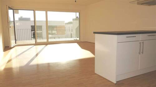 Wohnküche mit große Sonnenterrasse - 