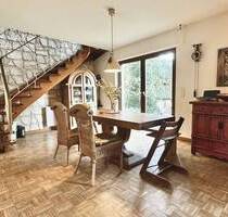 Freistehendes Einfamilienhaus in schöner Lage von Bergen Enkheim - Frankfurt am Main Bergen-Enkheim