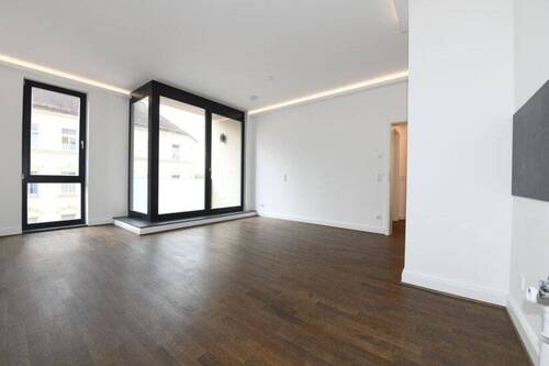 Wohnen & Essen - Perfekt! + Parkett + Fußbodenheizung + Loggia + Wanne & Dusche + LED-Licht + Übernahme EBK möglich