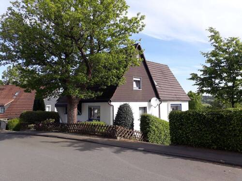 Straßenansicht - Einfamilienhaus mit großen Garten in Schalksmühle - Rotthausen