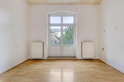 Wohnbereich - 2 Zimmer Etagenwohnung zum Kaufen in Düsseldorf