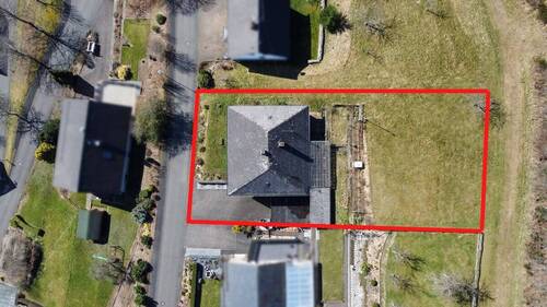 Grundstück - 6 Zimmer Mehrfamilienhaus, Wohnhaus in Horath