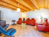 2. Wohnzimmer - 