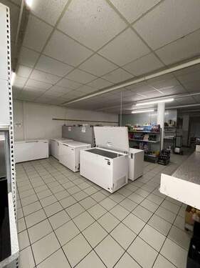 Lager - Gewerbeobjekt (Büro, Produktion, Verkauf) in Kierspe