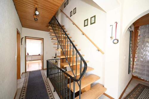 Treppe in das Obergeschoss - 