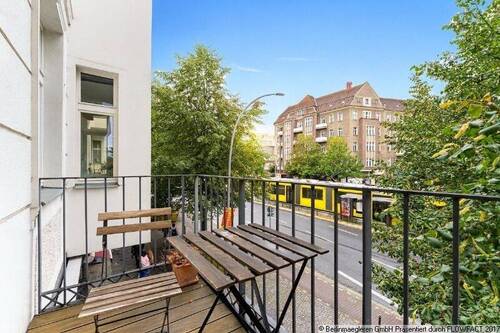 Balkon 1 - 4 Zimmer Etagenwohnung in Berlin