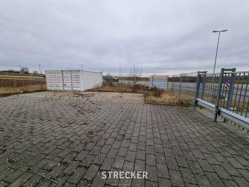 Freifläche rechts - 