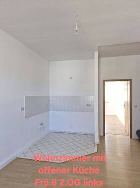 offener Küchenbereich - 2 Zimmer Etagenwohnung zur Miete in Chemnitz