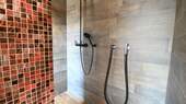 ...mit XXL-Dusche - 
