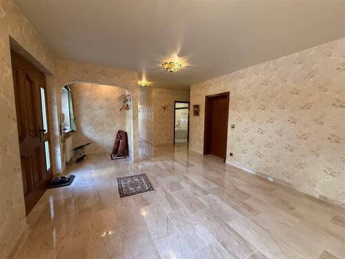 Entrèe / Eingangsbereich - 