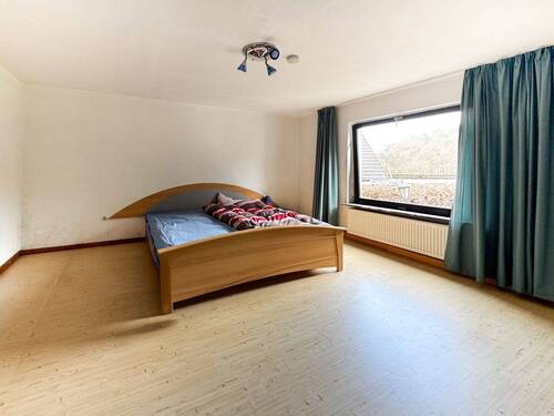 Wohnzimmer vormals Schlafzimmer - 