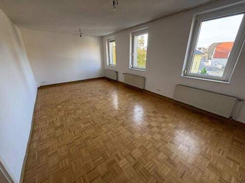 Wohnzimmer mit Kamin - 