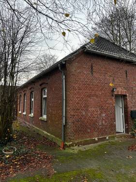 Bild 2 - 7 Zimmer Einfamilienhaus zum Kaufen in Großheide / Arle