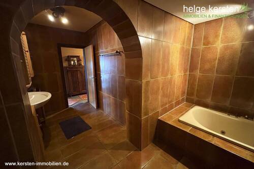 EG Badezimmer 1 - 