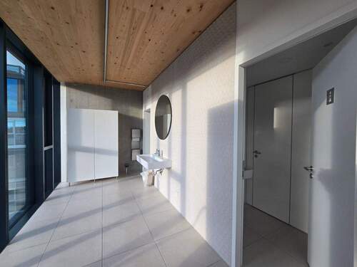 Eigene Toiletten (m/w) - 