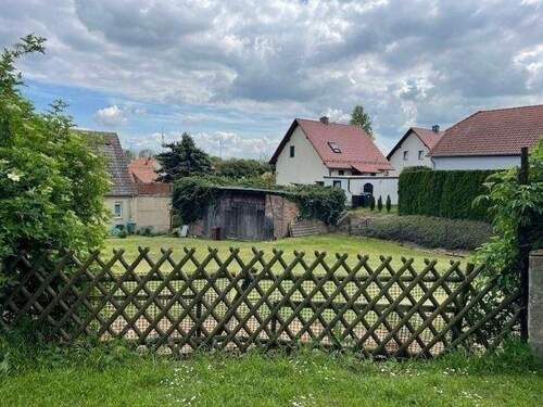 Ansicht Grundstück nach Südost, mit Zufahrt - Baugrundstück in Westdorf - 37.000,00 EUR Kaufpreis, ca.  0,00 m²