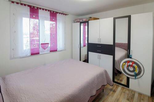 Elternschlafzimmer EG. - 