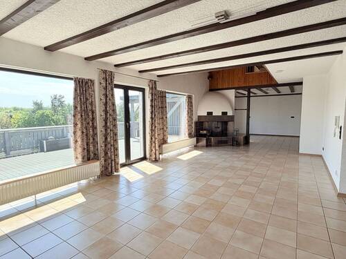 Wohn- und Esszimmer - 