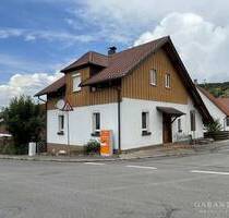 Freistehendes Einfamilienhaus mit Garten und Garage! - Schorndorf Haubersbronn