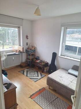 Kind-Büro - Etagenwohnung mit 70,00 m² in Vaterstetten zum Kaufen