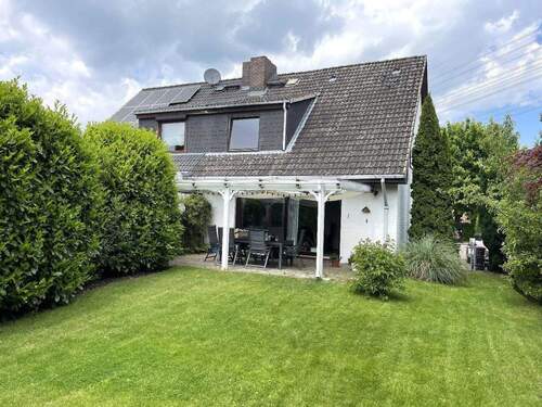 Ansicht Süd bzw. Garten - 4 Zimmer Doppelhaushälfte in Hamburg