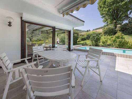 Südgrundstück mit Terrasse und Garten - 