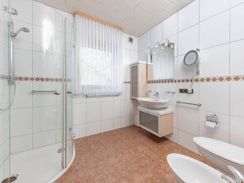 Duschbad mit Tageslicht - 