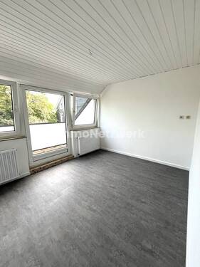Zimmer DG links - 