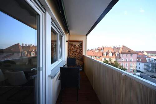 Über den Dächern - 2 Zimmer Etagenwohnung in Fürth