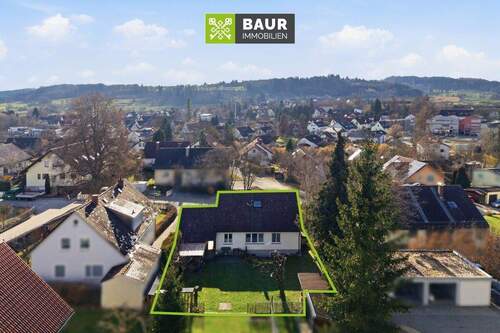 Luftaufnahme - 9 Zimmer Einfamilienhaus zum Kaufen in Wilhelmsdorf