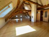 Studio - 