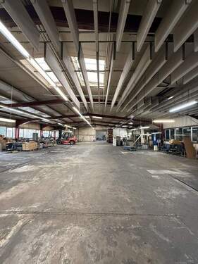 Halle vorderer Teil - Gewerbeobjekt ca. 1.990 m² Berlin (südl. Tempelhof) 