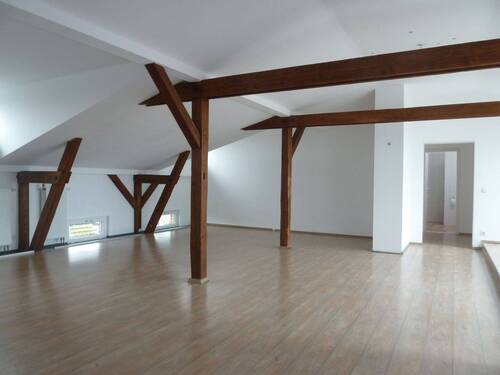 Wohnen und Essen - 4 Zimmer Etagenwohnung zur Miete in Groß-Umstadt
