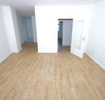 2 Balkone! Großzügige 6-Zimmer-Etagenwohnung im Gründerzeitdenkmal - Blick ins Grüne & nahe am Park! - Leipzig Volkmarsdorf