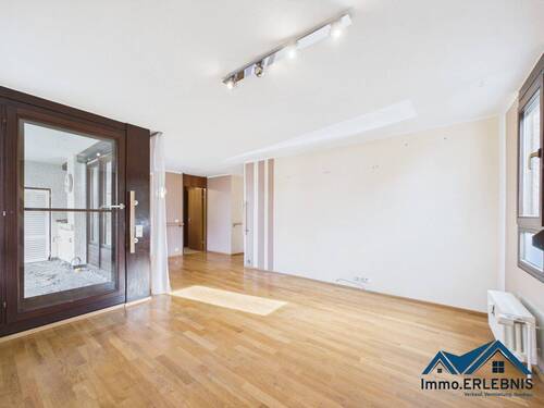 Wohnen/Essen - Etagenwohnung mit 79,00 m&sup2; in Ebersbach an der Fils zur Miete