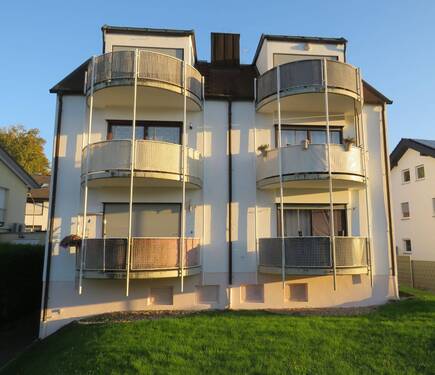 Gebäuderückseite - 2 Zimmer Etagenwohnung zum Kaufen in Gaggenau