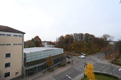 Mit Ausblick - 2 Zimmer Etagenwohnung zur Miete in Neumarkt