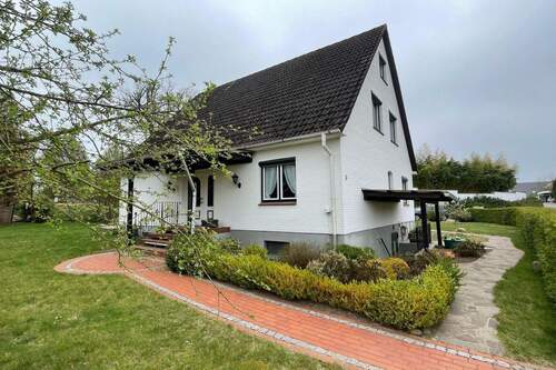 Außenansicht - 5 Zimmer Einfamilienhaus zum Kaufen in Schmilau