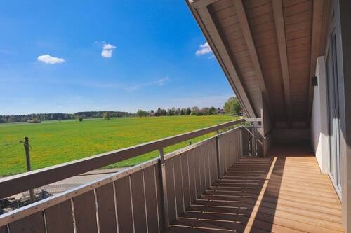 Balkon mit Blick Westen - Raumwunder, Penthouse-ähnlich 3 Zimmer *Bezugsfrei u. Provisionsfrei für den Käufer*