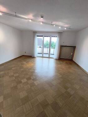 Wohnzimmer - 3 Zimmer Etagenwohnung in Lüdenscheid
