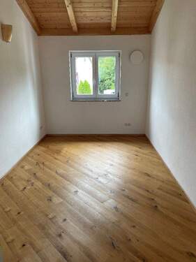 Gäste oder Kinderzimmer - Etagenwohnung mit 90,00 m² in Fuchstal zur Miete