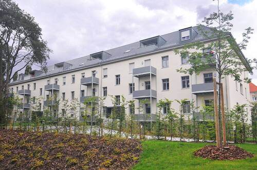 Seitenansicht - Moderne 2-Raumwohnung in ruhiger Gegend zu vermieten