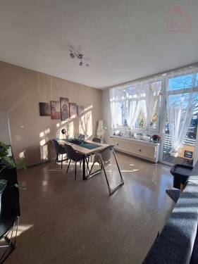 20251118_132926 - Tolle Eigentumswohnung mit separatem Eingang in Saarlouis-Stadt zu verkaufen