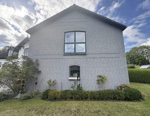 Bild 4 - Einfamilienhaus mit 196,00 m&sup2; in Bollingstedt zum Kaufen