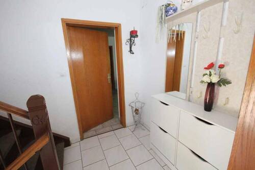 25041-JI-4 - Mehrfamilienhaus, Wohnhaus mit 288,10 m² in Reutlingen zum Kaufen