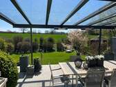 überdachte Terrasse - 6 Zimmer Einfamilienhaus in Steinburg