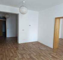 Sehr gepflegte, großzügige 2-Raum-Wohnung im Herzen der Stadt-Fußgängerzone - Mühlhausen