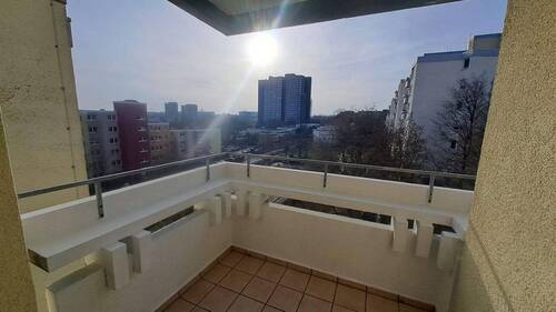 Bild 3 - 4 Zimmer Etagenwohnung in Tübingen