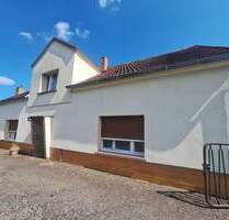 Großzügig geschnittene Immobilie - Möglich als Ein- oder Zweifamilienhaus! Auch ideal für Gewerbetreibende! - Neuzelle